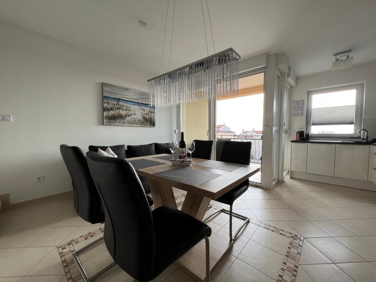 Maj Premium Apartment 4 Sterne - Neu Renoviert بوريتش المظهر الخارجي الصورة